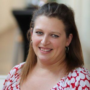 Meet your Posher, Regina